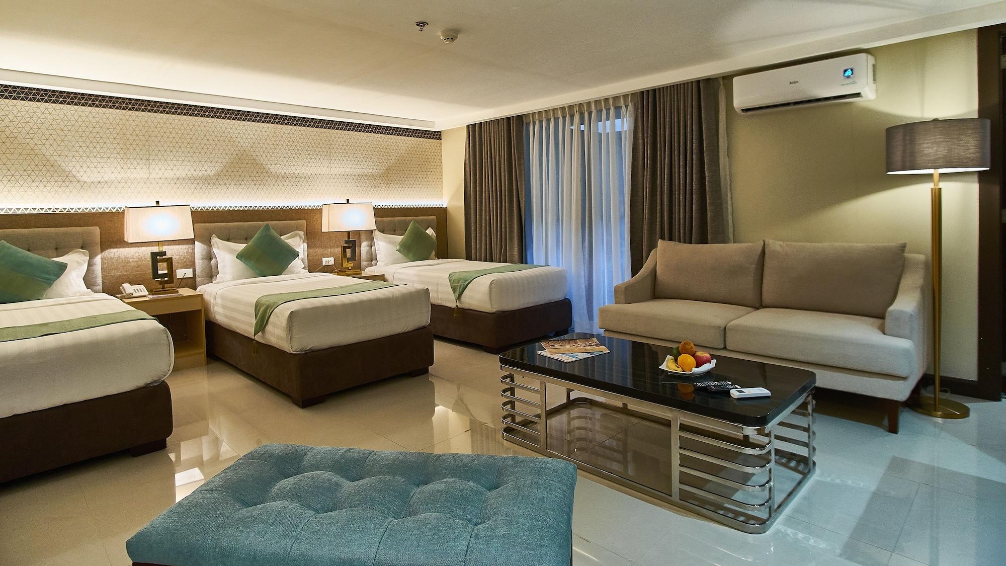 J7 Hotel Iloilo Zewnętrze zdjęcie