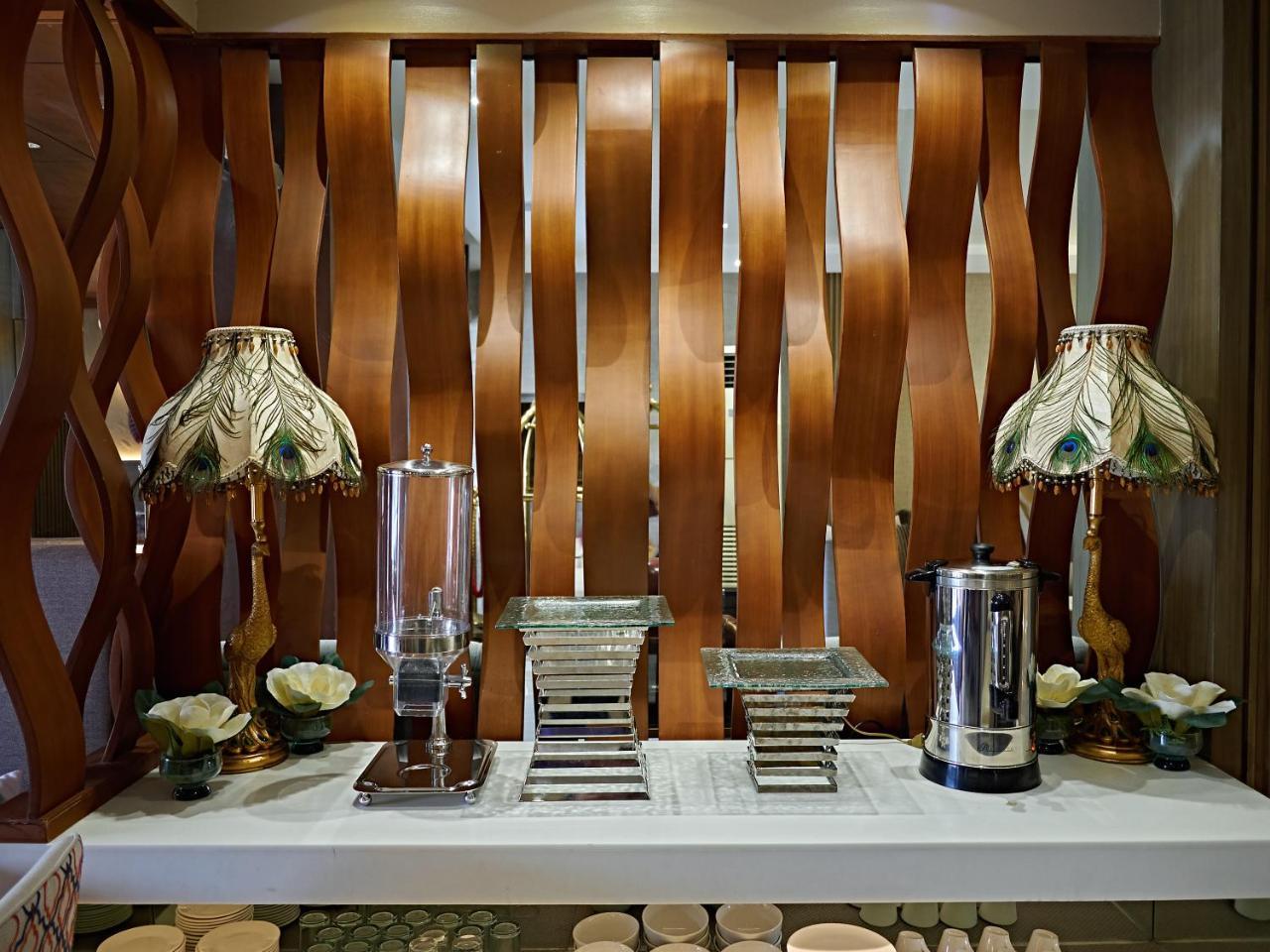 J7 Hotel Iloilo Zewnętrze zdjęcie