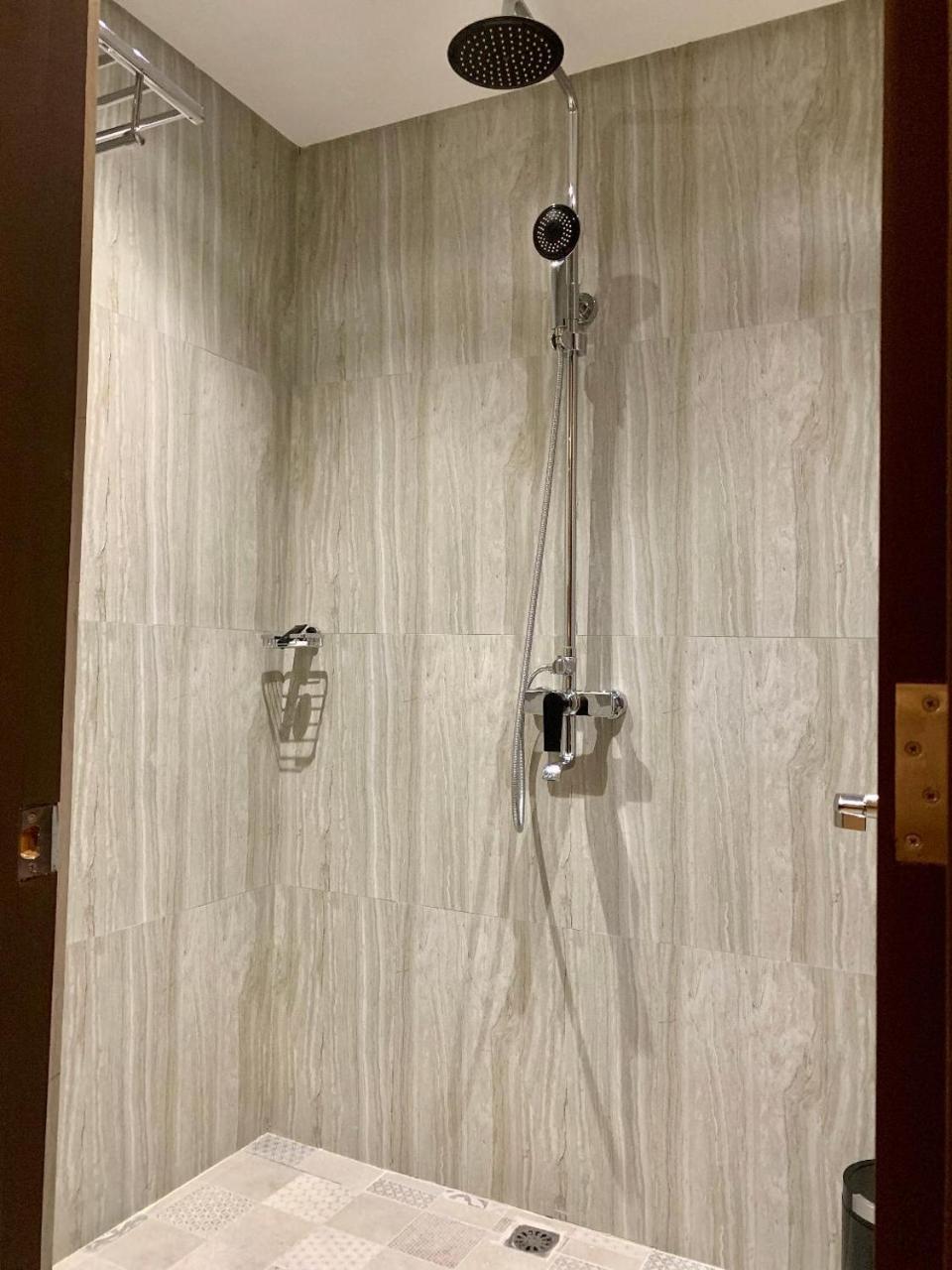 J7 Hotel Iloilo Zewnętrze zdjęcie